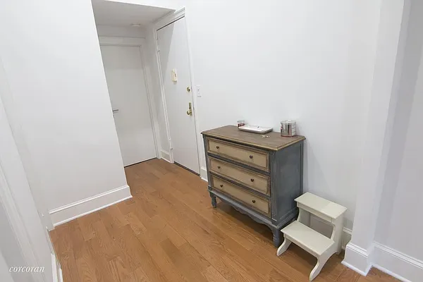 Rented by Corcoran | media 19