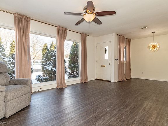 2nd image of 9679 Manorford Dr