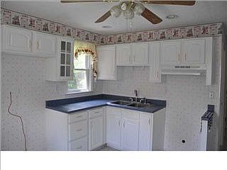 4th image of 8516 Shirley Ln