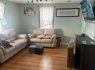 19 Richardson St, Woburn, MA 01801