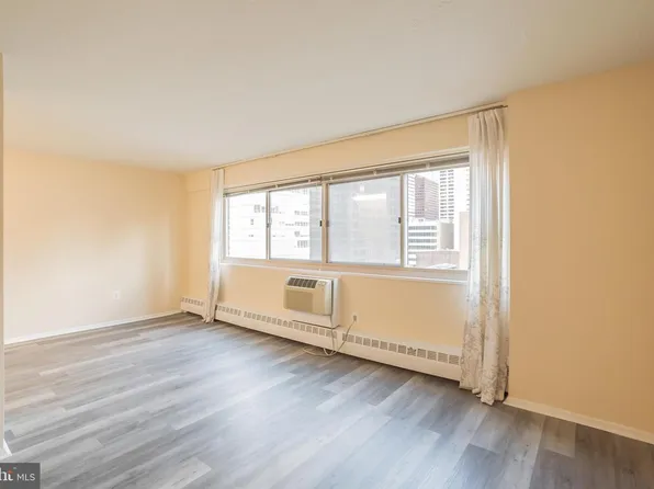 2101-17 Chestnut St #905, Philadelphia, PA 19103