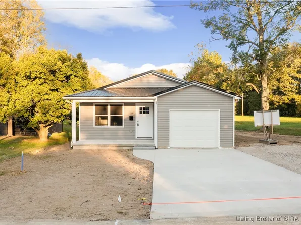 265 S High Street, Austin, IN 47102