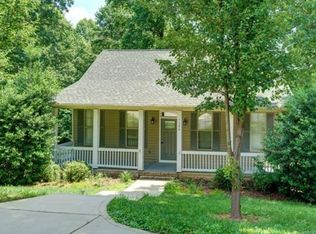 7286 Executive Cir, Denver, NC 28037