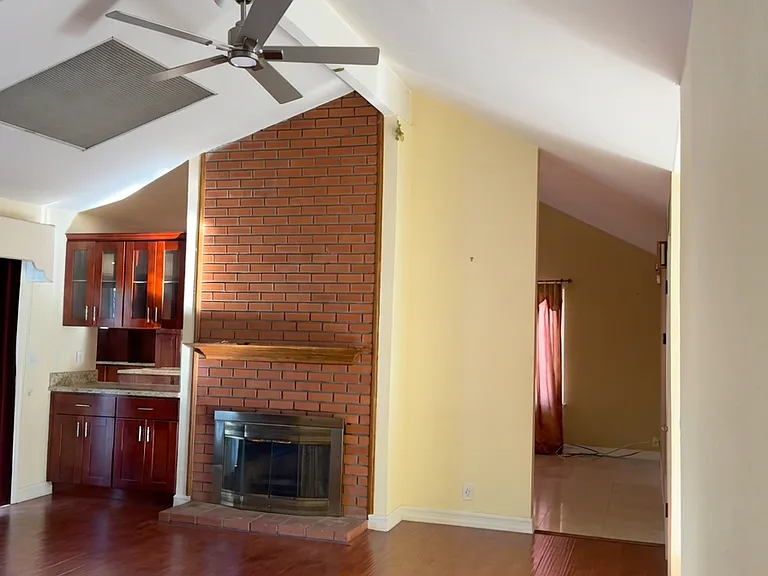 4104 Amos Way — Photo 2