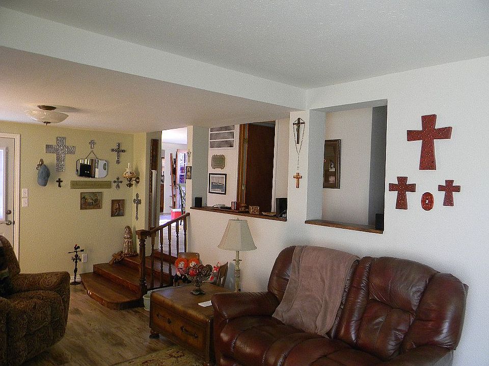 1st image of 230 Torres Ln