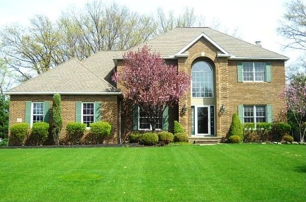 1st image of 6375 Pebblecreek Dr