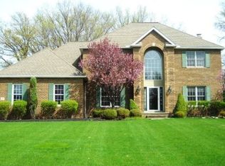 6375 Pebblecreek Dr, Independence, OH 44131