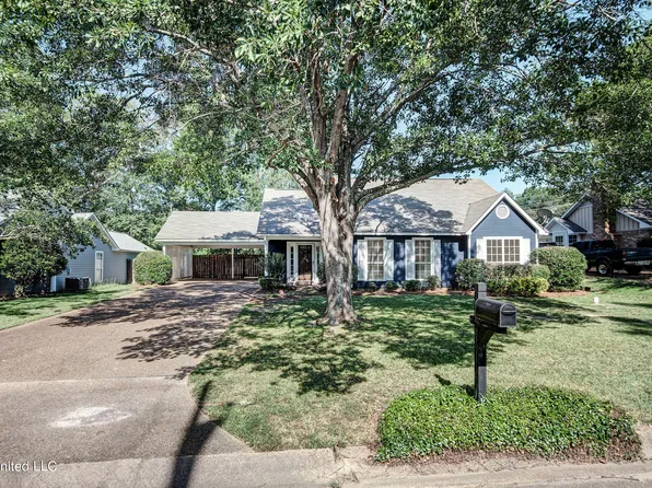 861 Laurel Dr, Flowood, MS 39232
