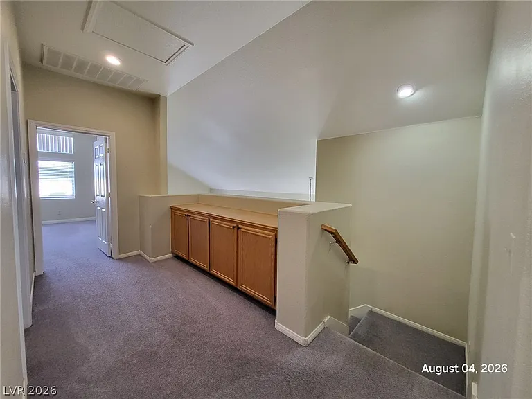 8236 W Rochelle Ave — Photo 10