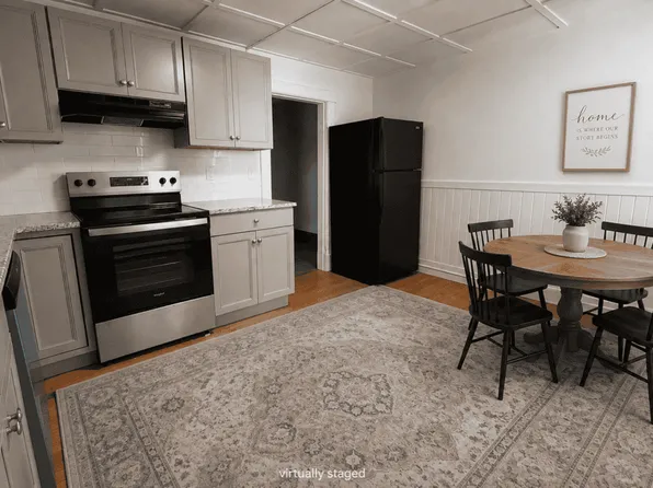 8-10 Gaston St #10B, Easthampton, MA 01027
