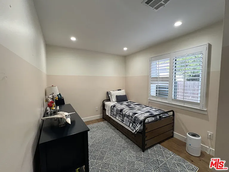 3350 McLaughlin Ave — Photo 24