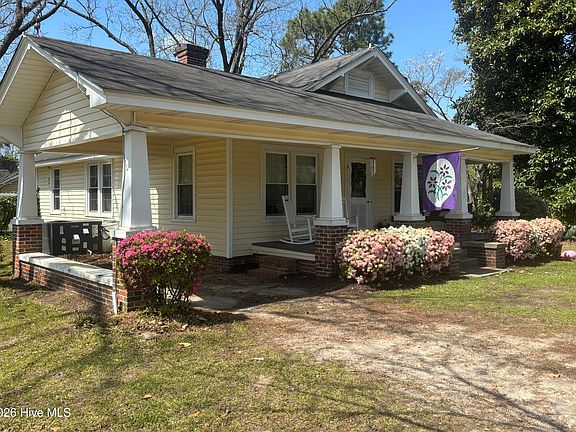 2nd image of 1011 Raleigh Road