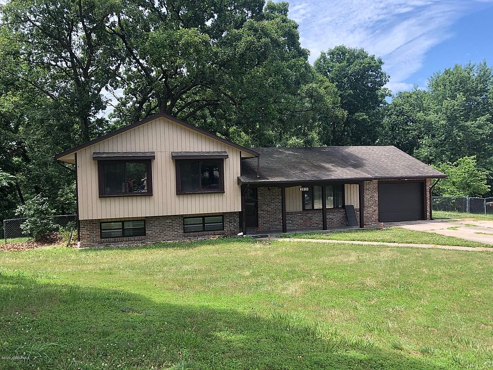 1st image of 3919 Randall Dr