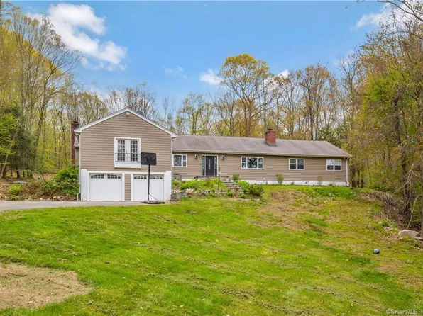 53 Leavenworth Road, Woodbury, CT 06798