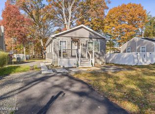 1569 Holly Rd, North Brunswick, NJ 08902