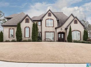 2419 Glasscott Pt, Hoover, AL 35226