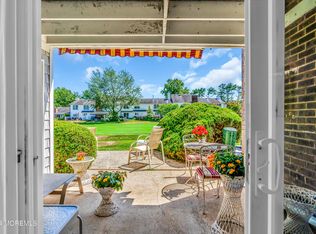 71 Maple Dr, Spring Lake, NJ 07762