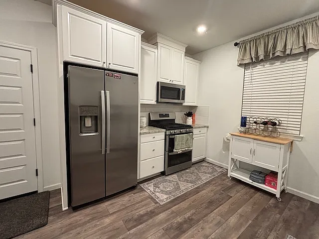 1378 Hadley Dr — Photo 4