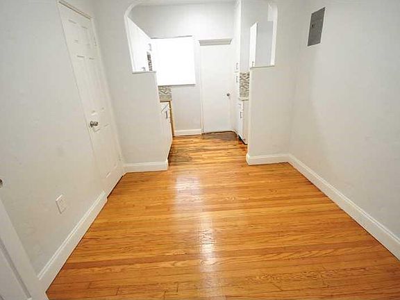 2nd image of 1414 Euclid Ave #15