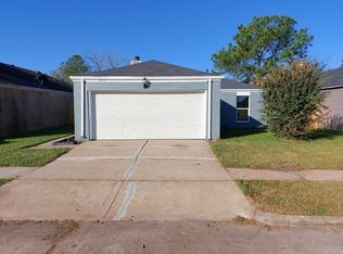 7210 Campeachy Ln, Houston, TX 77083