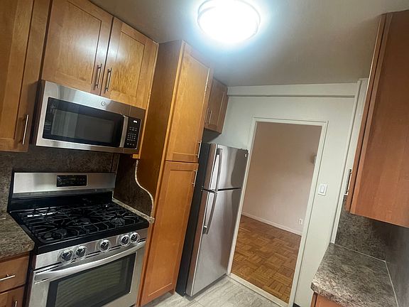 3rd image of 188-35 69th Ave #Cc