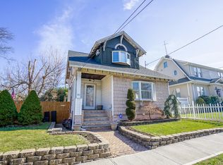 21 Waimer Pl, Staten Island, NY 10312
