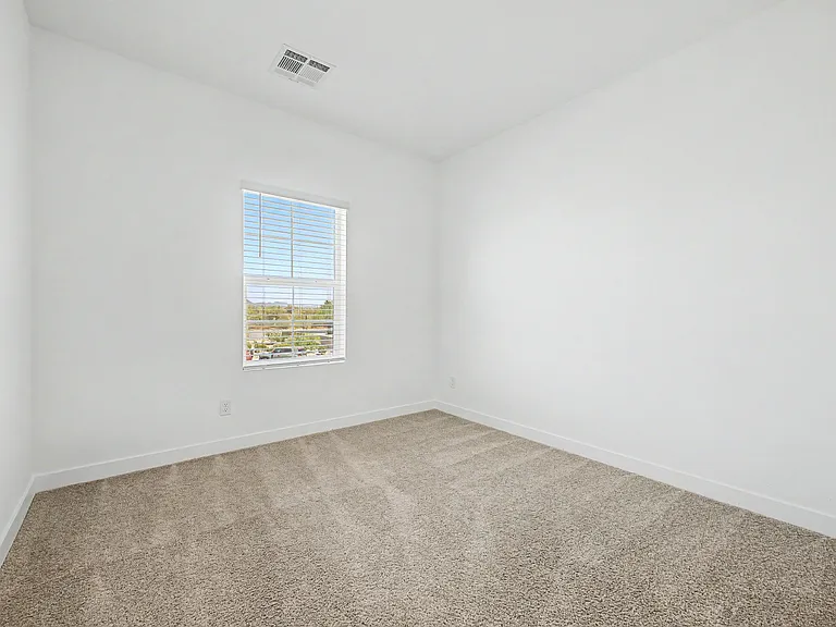 1528 N Pueblo Dr — Photo 26