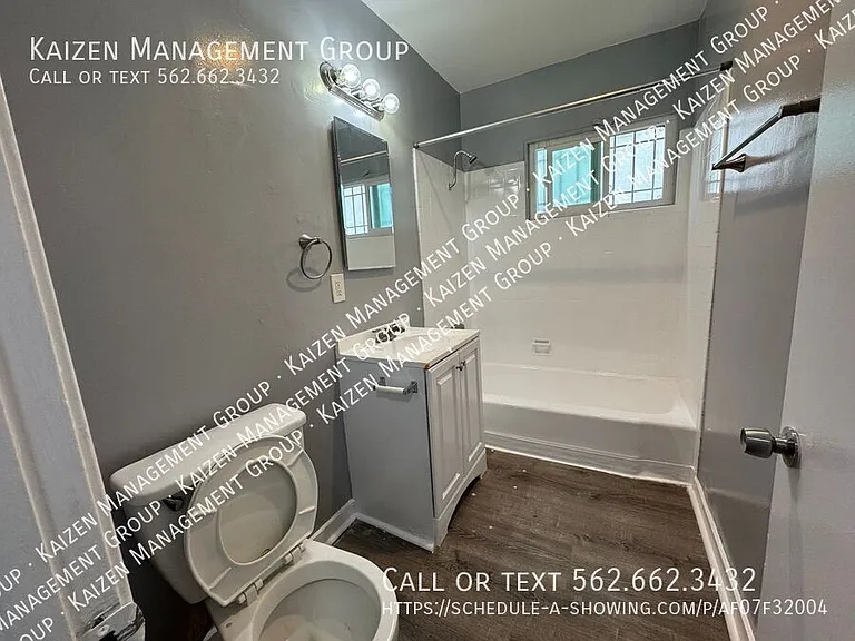 1862 Pine Ave #1 — Photo 12