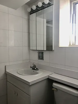 Rented by (Legacy) Elegran | media 12