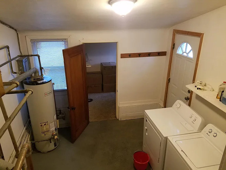 21619 Avalon St — Photo 12