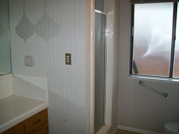 3rd image of 119 Crestwood Dr