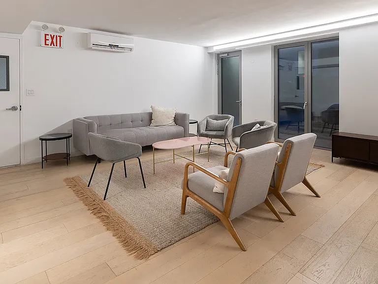 567 Ocean Ave #B402 — Photo 11