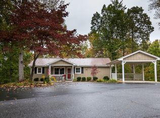 2494 Leisure Ln, Young Harris, GA 30582