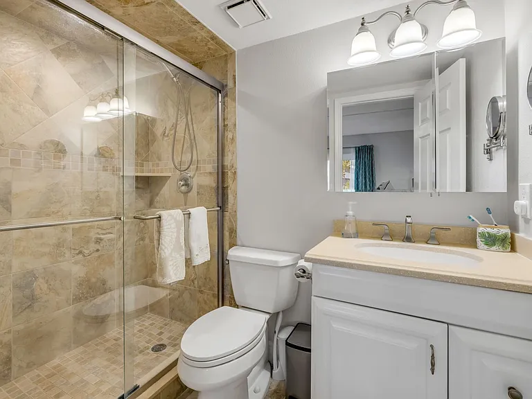 315 N Causeway C304 — Photo 28