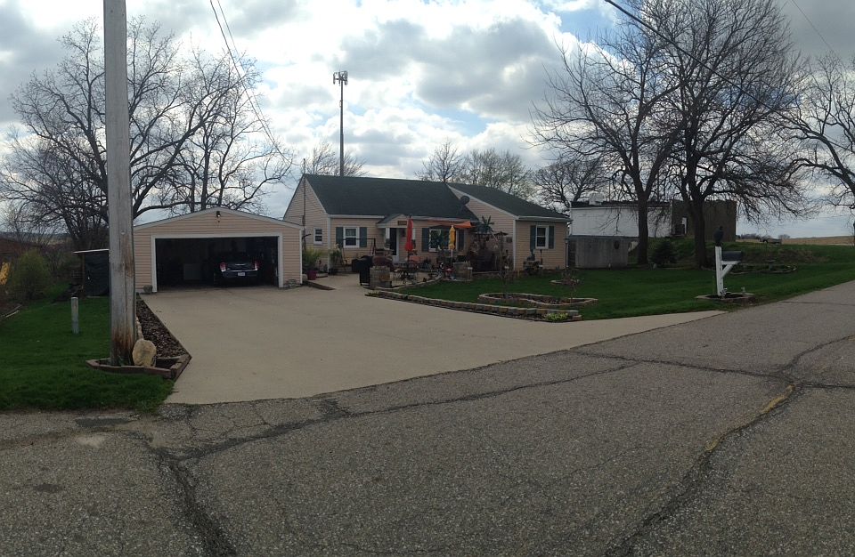 1st image of 4515 E Pine Ave