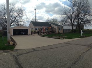 4515 E Pine Ave, Carlisle, IA 50047