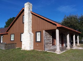 6 Peaceful Dr, Huntsville, TX 77340