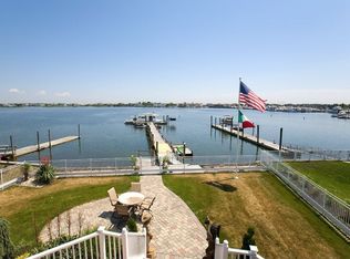 59 Monmouth Pkway, Monmouth Beach, NJ 07750