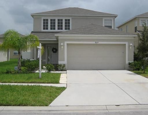 1st image of 8025 Carriage Pointe Dr