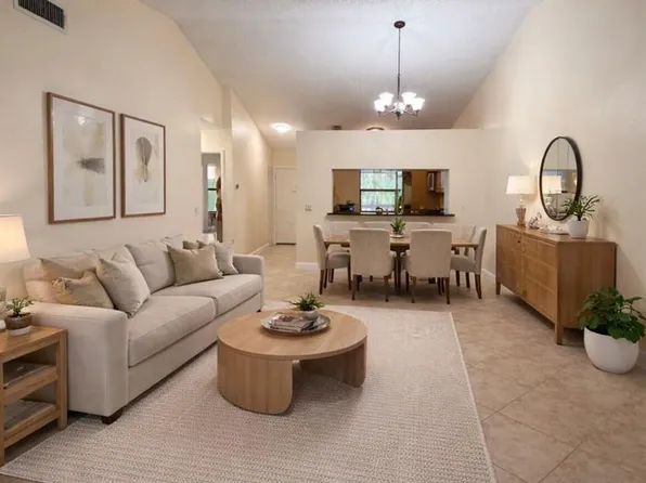 22088 Palms Way APT 204, Boca Raton, FL 33433