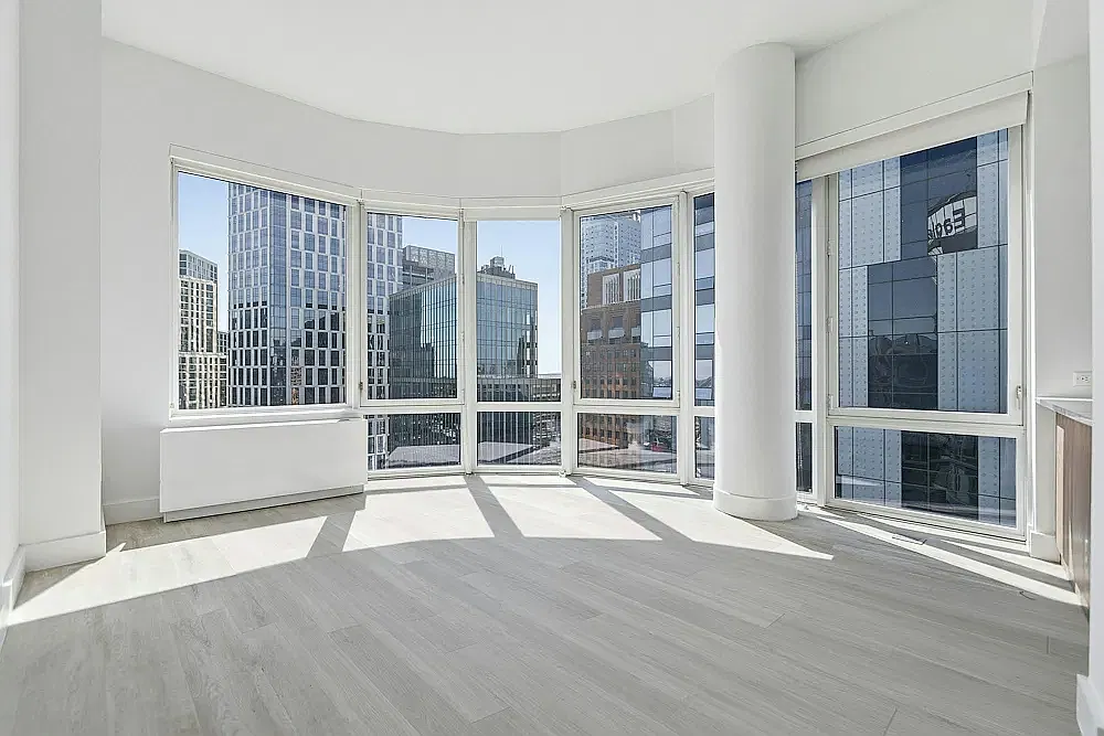 86 Fleet Place — Photo 3