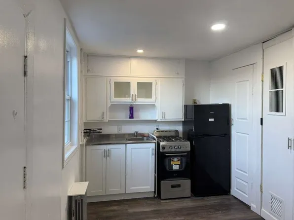 9005 Riverside Place image 3 of 9