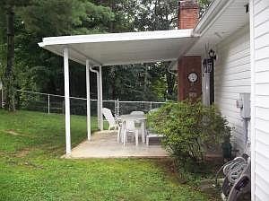 5th image of 5620 N Lake Dr