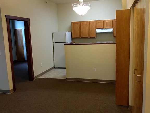 2nd image of 2101 N Dr Martin Luther King Dr APT 103