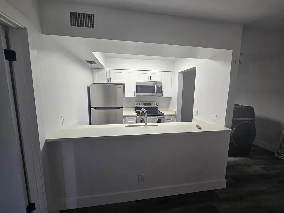 7197 Golf Colony Ct #104