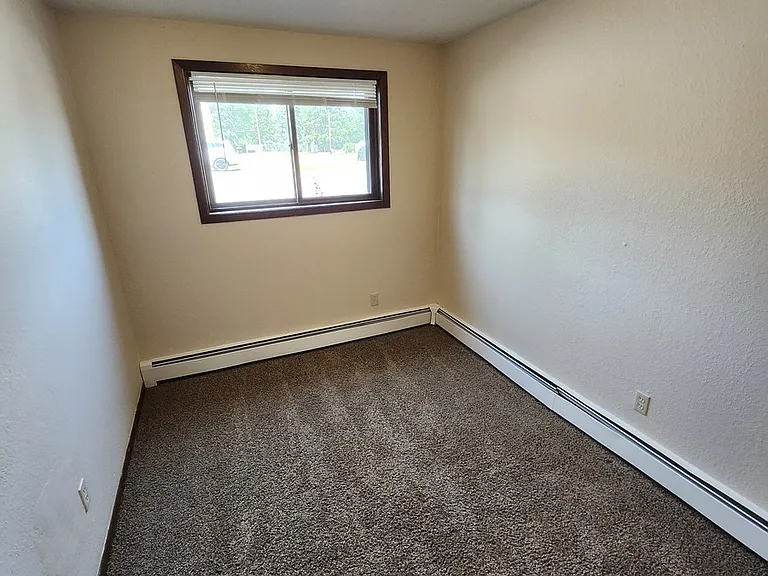 25 14th Ave NE #101 — Photo 7