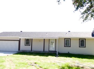 5116 NW 52nd St, Topeka, KS 66618