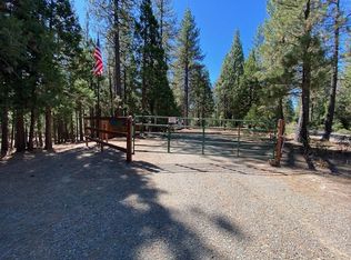 325 C Rd, Clio, CA 96106