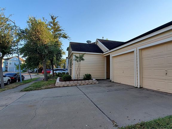 2nd image of 6414 Veridian Grove Dr
