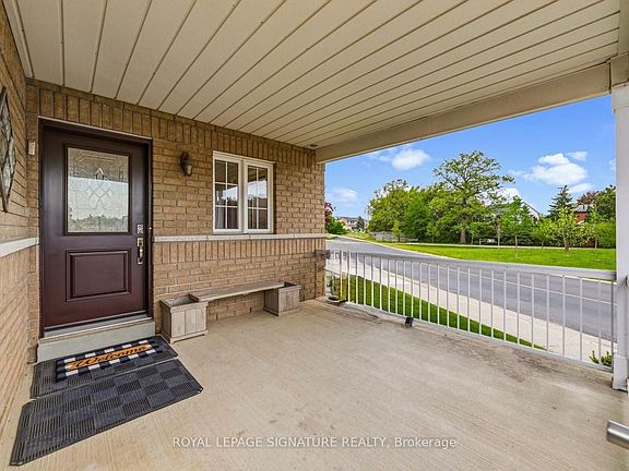 3rd image of 735 Poplar Rd